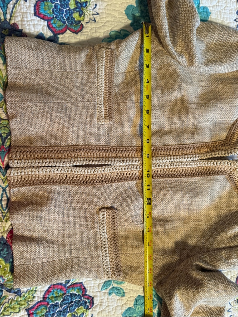 Never worn 100% silk linen look Bolero BCBG jacket. Fully lined, good condition - Picture 7 of 8